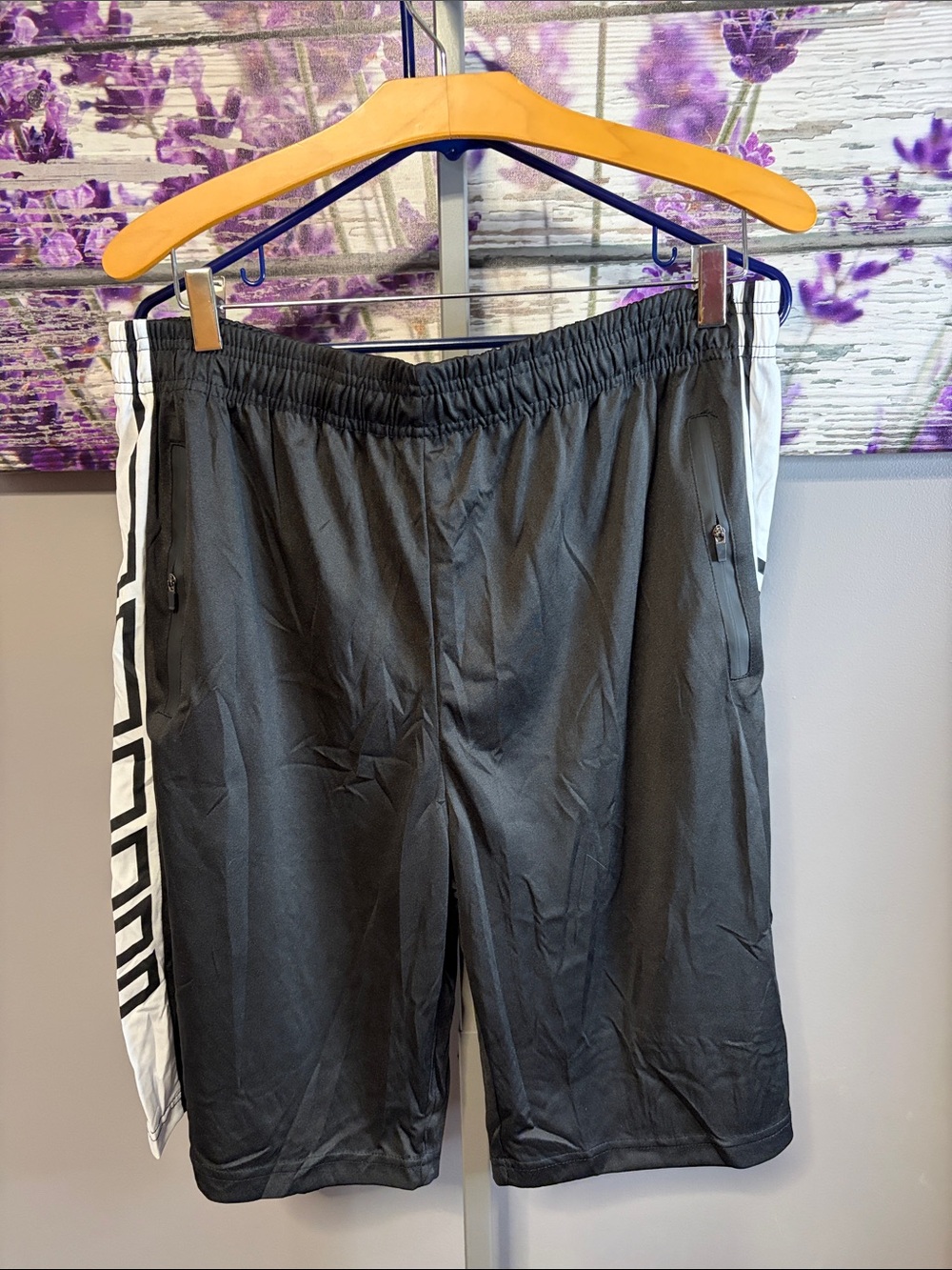 Ultra Performance Black Athletic Shorts with White Side Panel Size L NWOT